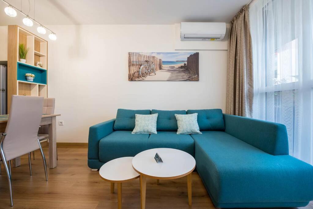 Labyrinth Apartment - Free Parking Space Included 바르나 외부 사진